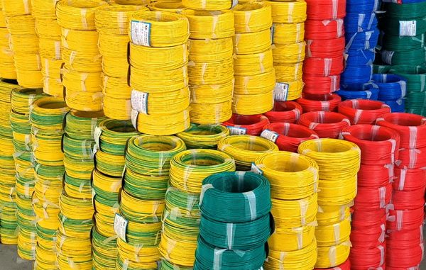 瀘州長城機電廠榮膺2025年瀘州市“全國質量月”質量服務雙優單位稱號，技術開發驅動卓越品質